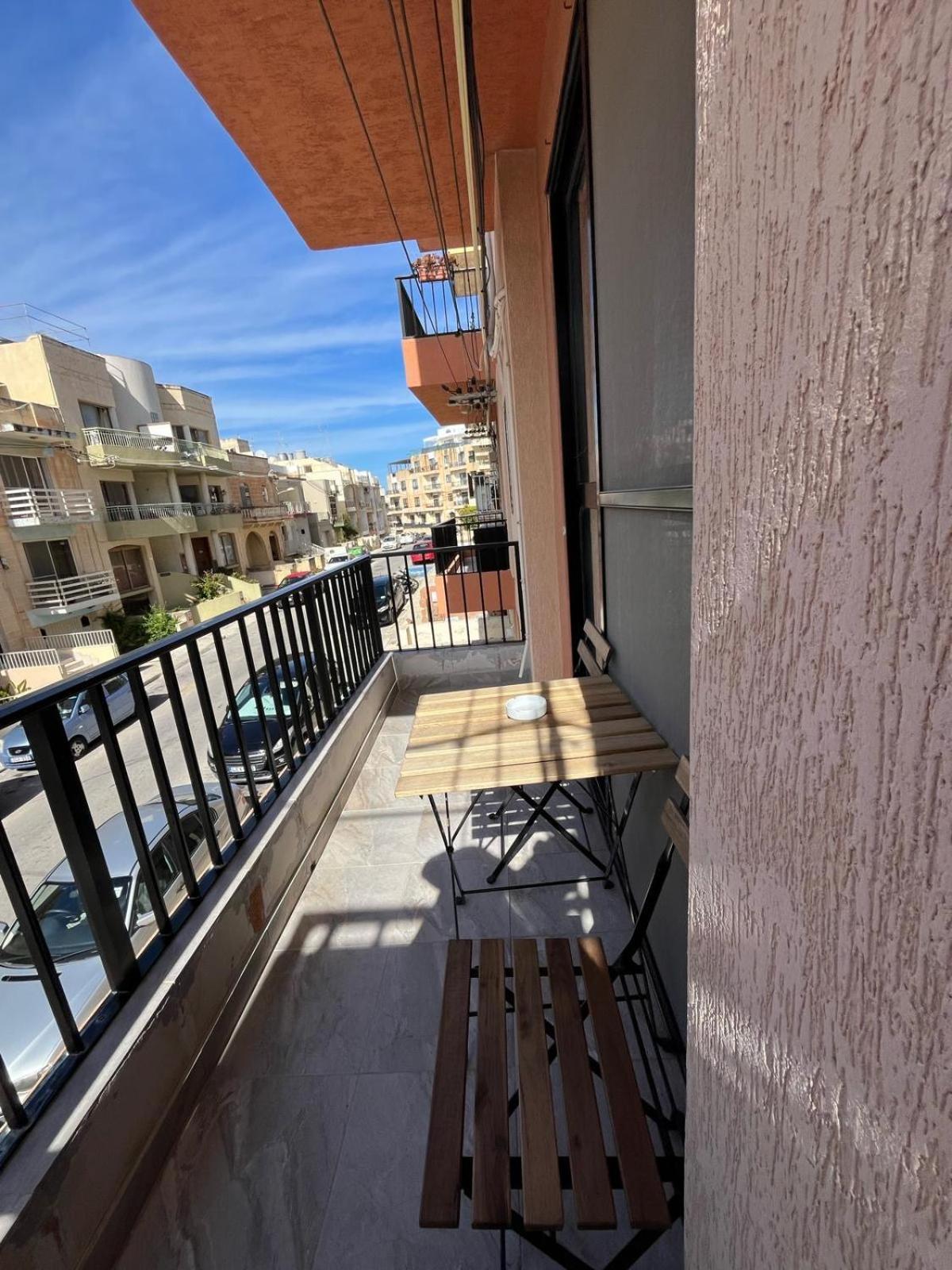 Modern And Homely Apartment In Marsaskala Exterior photo